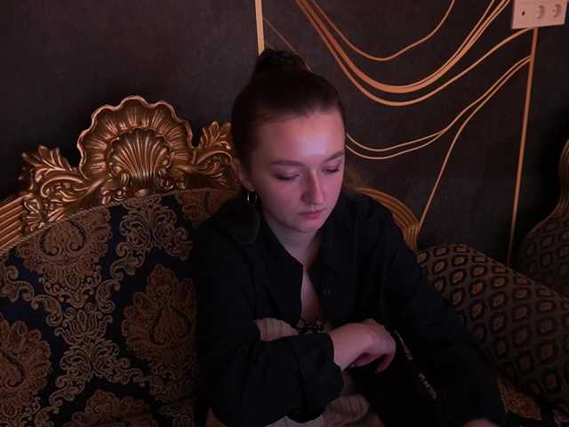 CyrenaLuxe's BongaCams show and profile