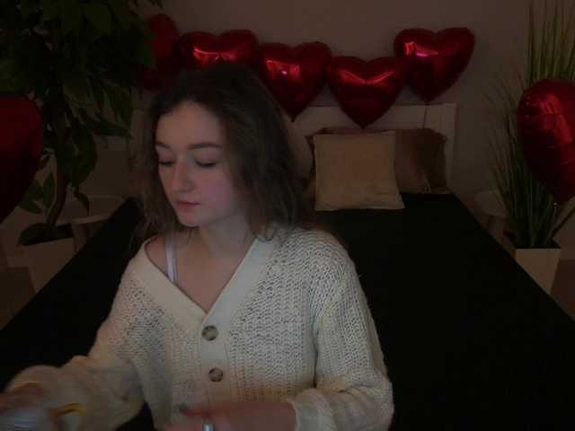 CyrenaLuxe's BongaCams show and profile
