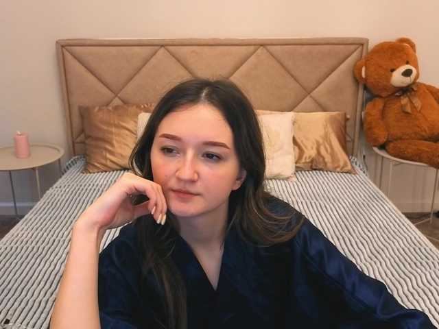 CyrenaLuxe's BongaCams show and profile