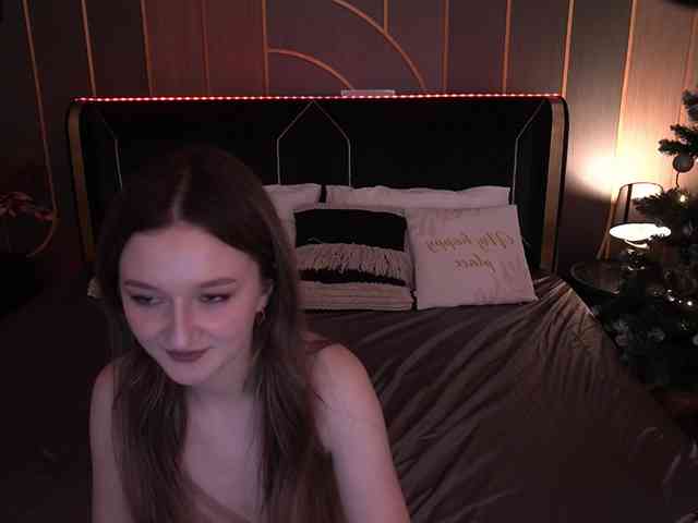 CyrenaLuxe webcam