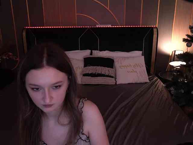 CyrenaLuxe webcam