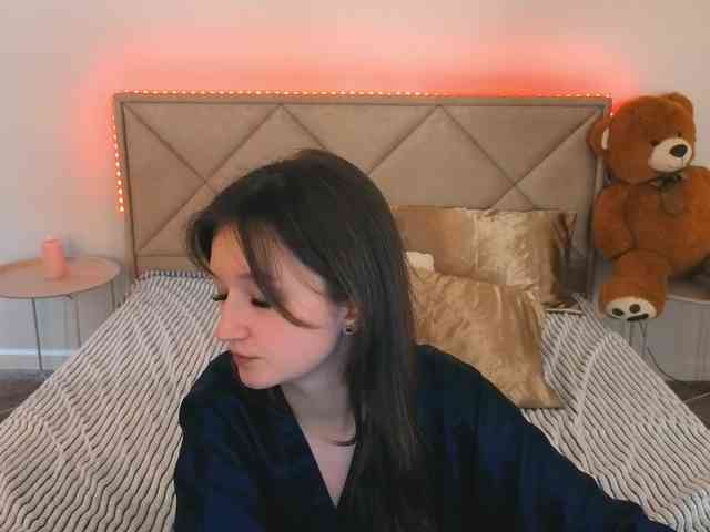 CyrenaLuxe Live Webcam on BongaCams