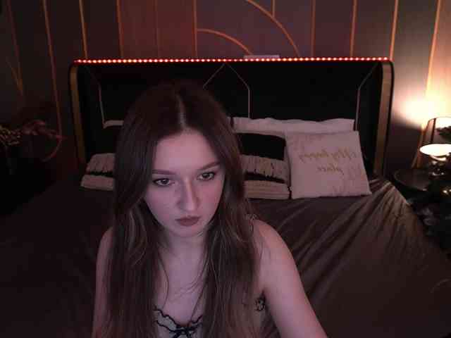 CyrenaLuxe webcam