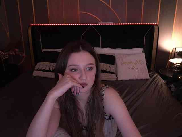 CyrenaLuxe webcam