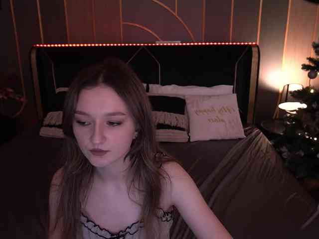 CyrenaLuxe webcam