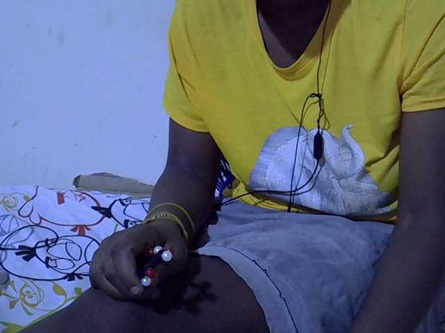 Queen-fantacy's BongaCams show and profile