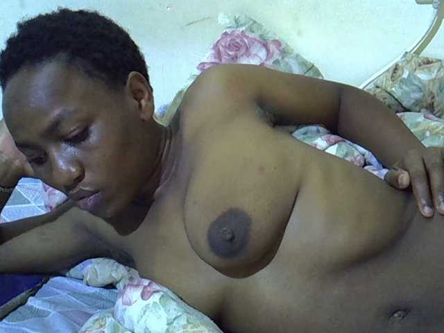 Queen-fantacy's BongaCams show and profile