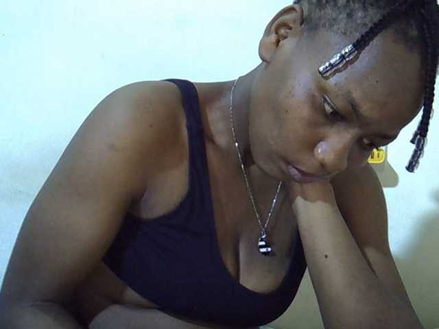 Queen-fantacy's BongaCams show and profile