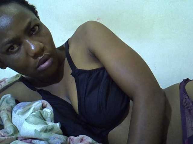 Queen-fantacy's BongaCams show and profile