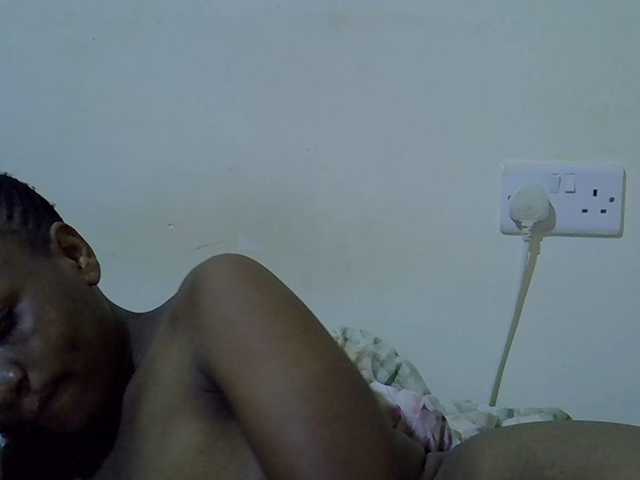 Queen-fantacy's BongaCams show and profile