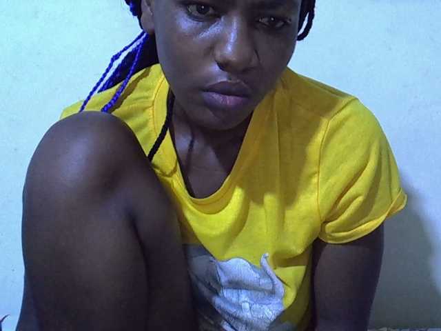 Queen-fantacy's BongaCams show and profile