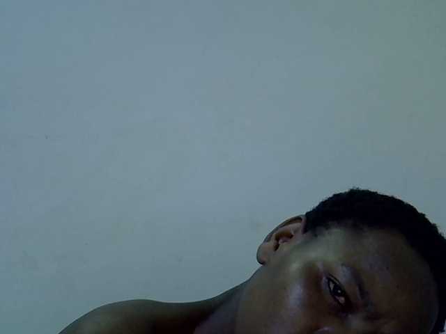 Queen-fantacy streaming now