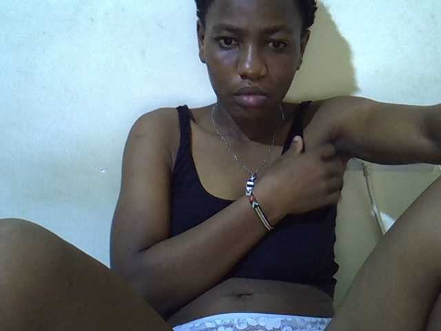 Queen-fantacy's BongaCams show and profile