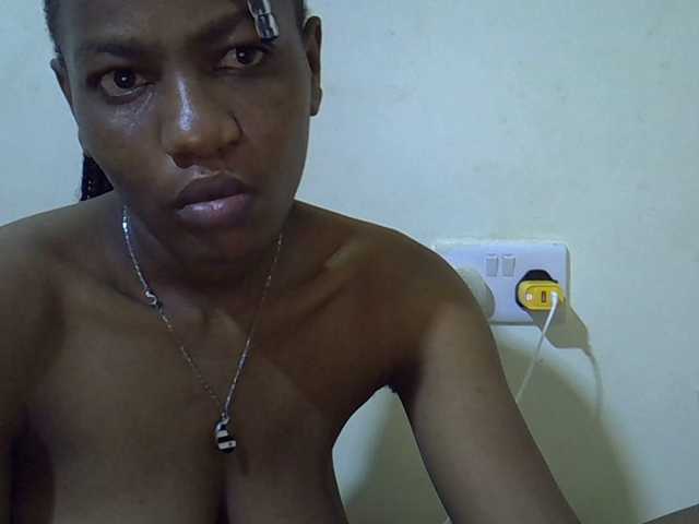 Queen-fantacy webcam