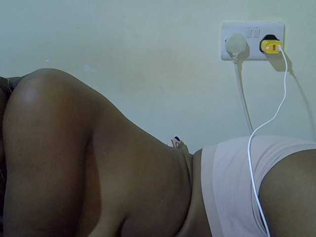 Queen-fantacy's BongaCams show and profile