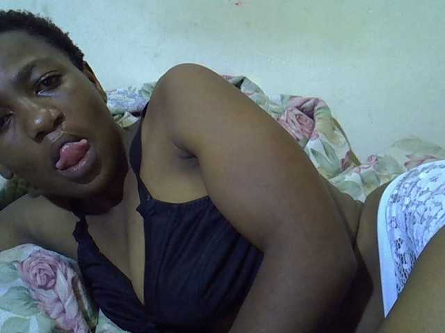 Queen-fantacy's BongaCams show and profile