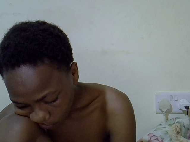 Queen-fantacy streaming now