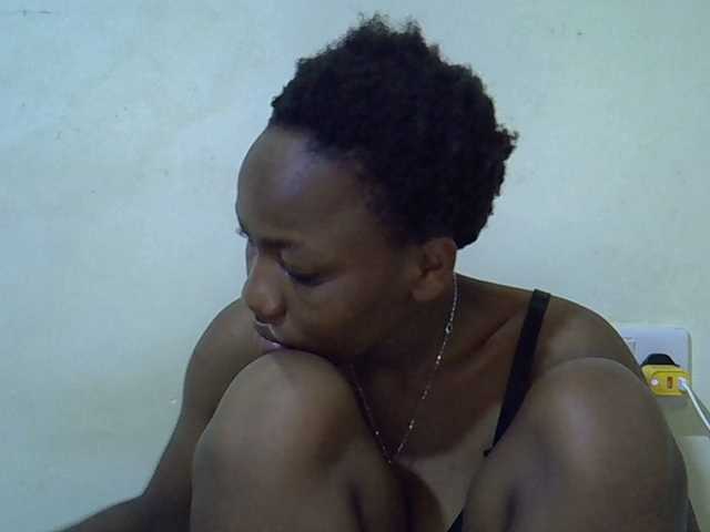 Queen-fantacy's BongaCams show and profile