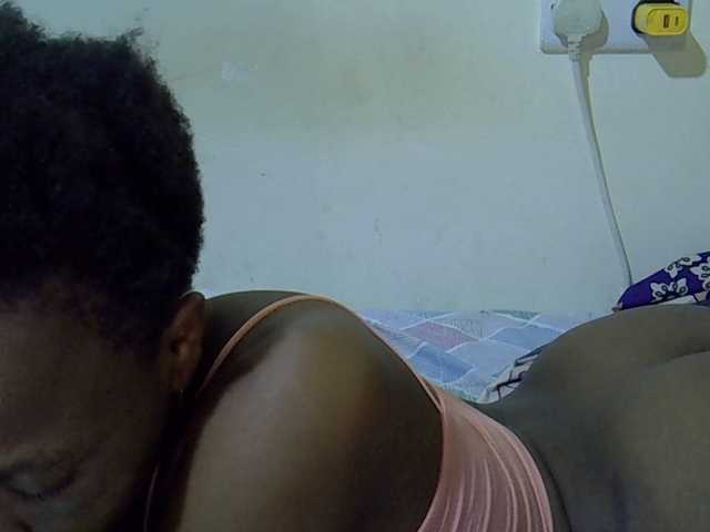 Queen-fantacy's BongaCams show and profile