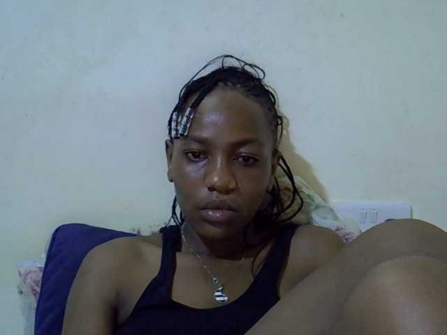 Queen-fantacy live cam profile