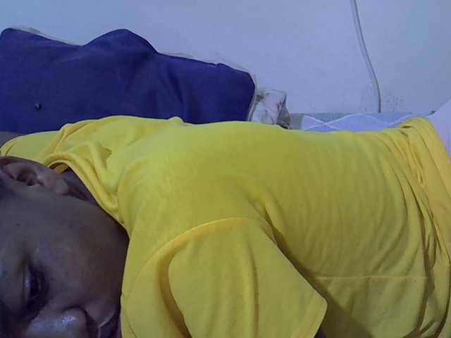 Queen-fantacy's BongaCams show and profile