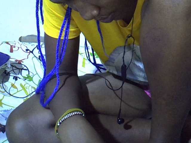 Queen-fantacy's Thumb Image