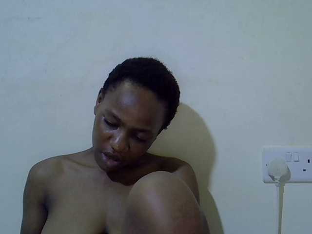 Queen-fantacy from BongaCams