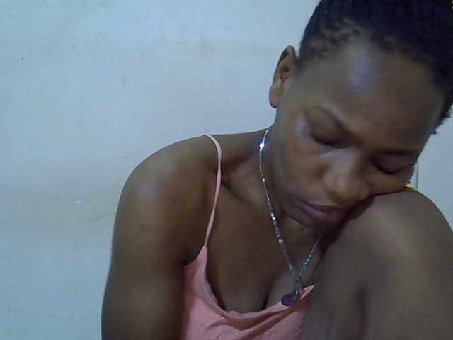 Queen-fantacy's BongaCams show and profile