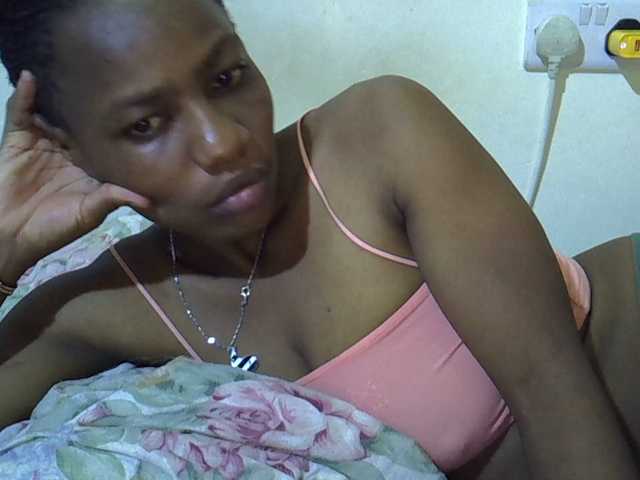 Queen-fantacy's BongaCams show and profile