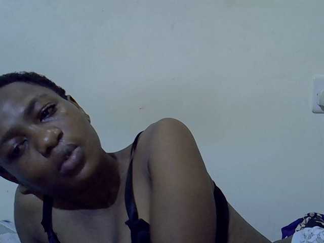 Queen-fantacy's BongaCams show and profile