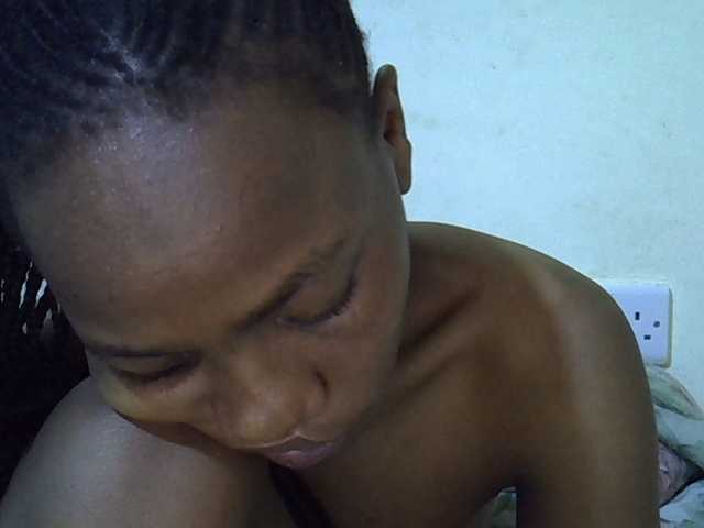 Queen-fantacy's BongaCams show and profile