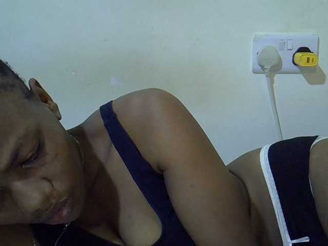 Queen-fantacy's BongaCams show and profile