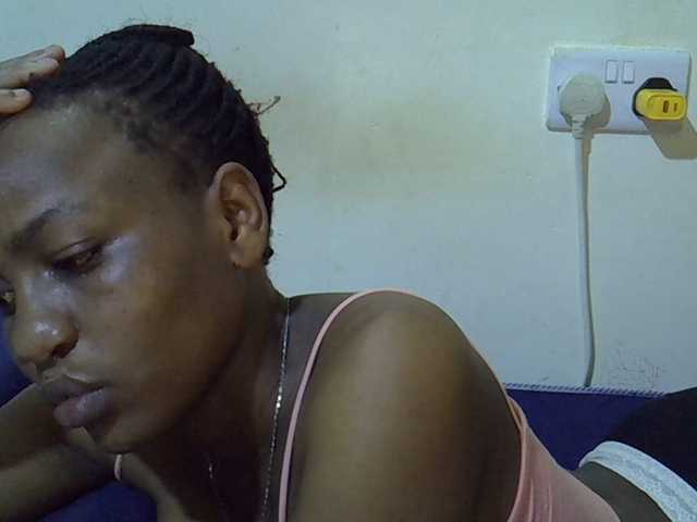 Queen-fantacy live cam profile