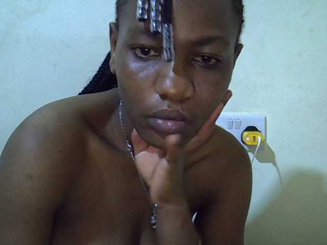 Queen-fantacy's BongaCams show and profile