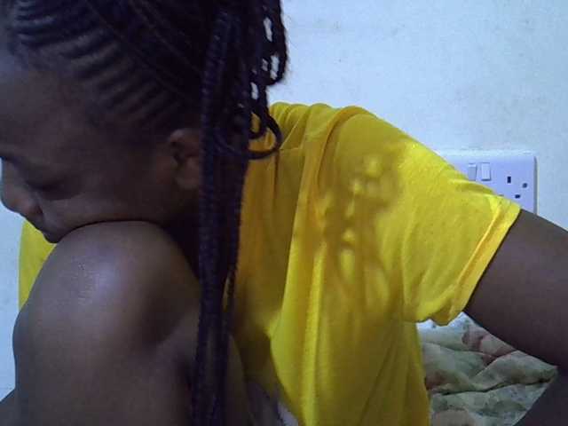 Queen-fantacy's BongaCams show and profile