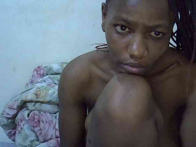 Queen-fantacy webcam