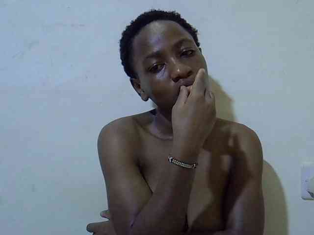 Queen-fantacy webcam