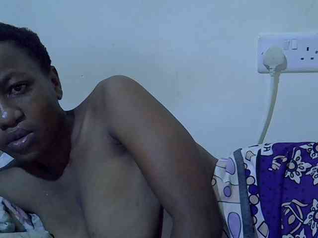 Queen-fantacy webcam