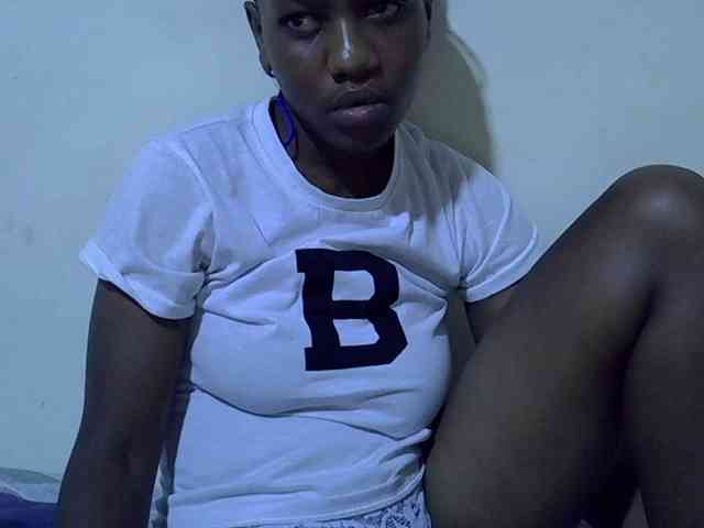 Queen-fantacy webcam