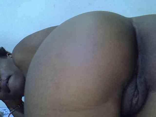 Queen-fantacy webcam