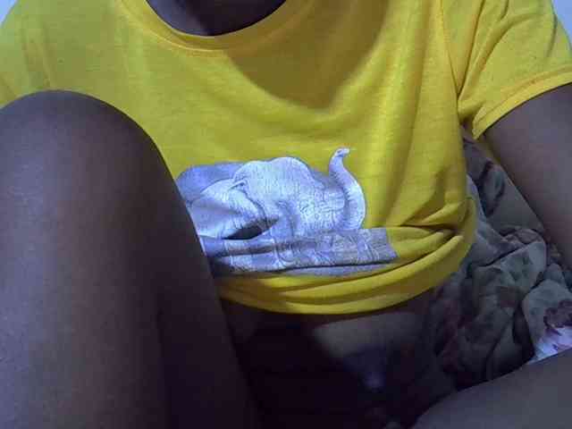 Queen-fantacy webcam