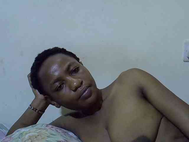 Queen-fantacy webcam