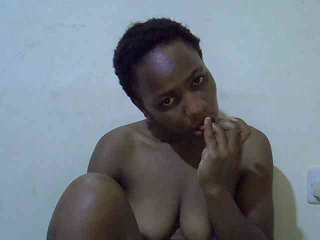 Queen-fantacy webcam