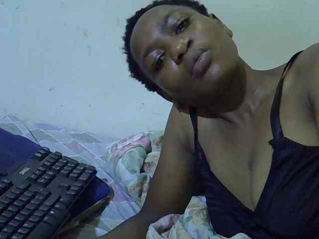 Queen-fantacy webcam