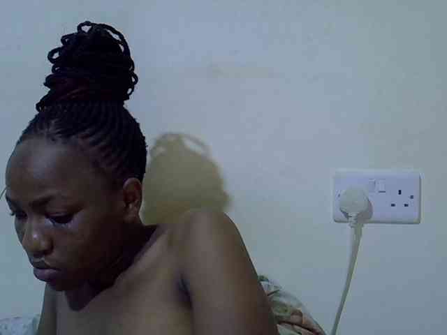 Queen-fantacy webcam