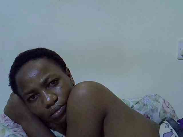 Queen-fantacy webcam