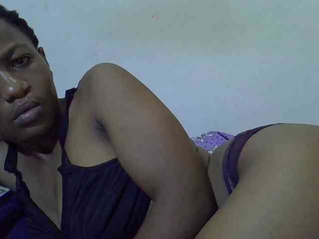 Queen-fantacy webcam