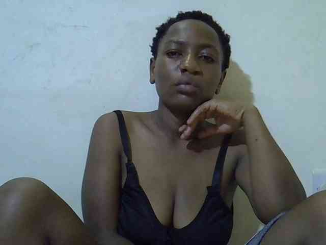 Queen-fantacy webcam