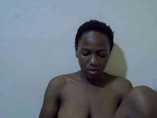 Queen-fantacy webcam