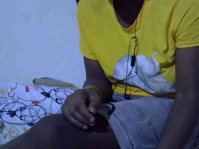 Queen-fantacy webcam